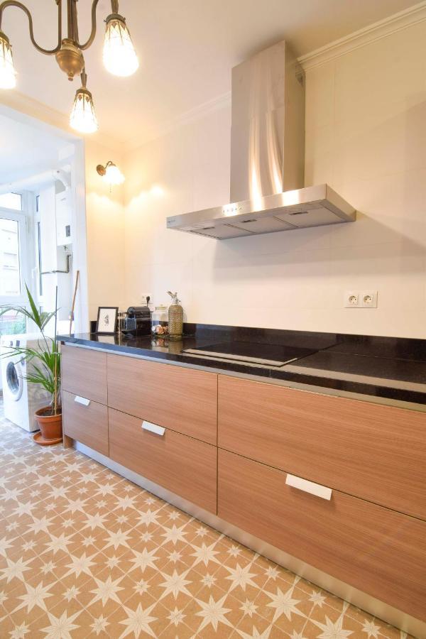 P&P Apartamentos Paseo Maritimo Pablo Ruiz Picasso Málaga Eksteriør bilde