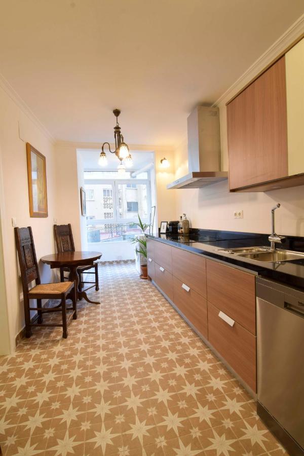 P&P Apartamentos Paseo Maritimo Pablo Ruiz Picasso Málaga Eksteriør bilde