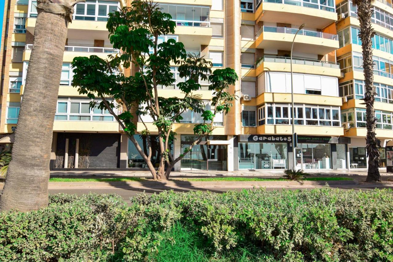 P&P Apartamentos Paseo Maritimo Pablo Ruiz Picasso Málaga Eksteriør bilde